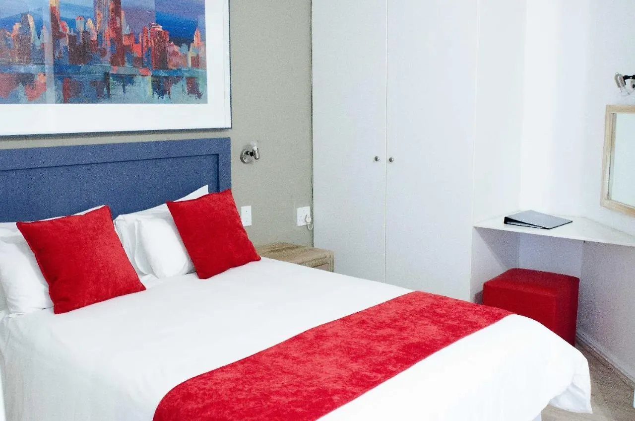 Strand Pavilion Apartment